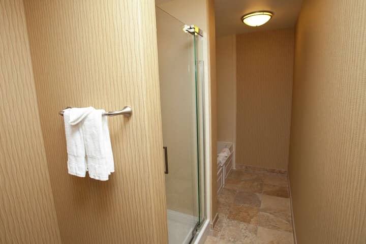 Room 38 of 57